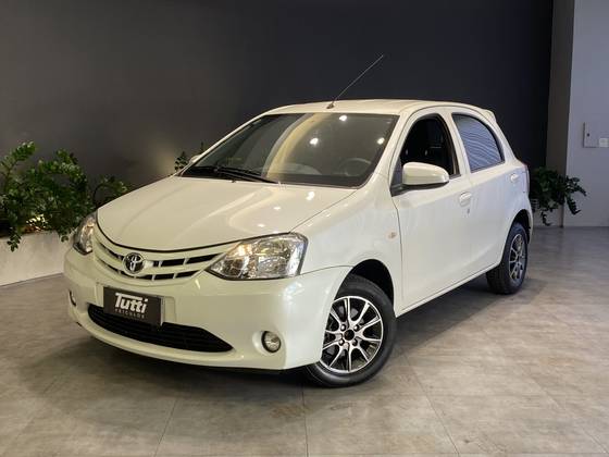 TOYOTA ETIOS 1.3 X 16V FLEX 4P MANUAL TOYOTA ETIOS 1.3 X 16V FLEX 4P MANUAL